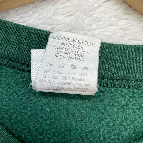 The Disney Store | Vintage Pooh Oversized Sweater - Picture 6 of 10